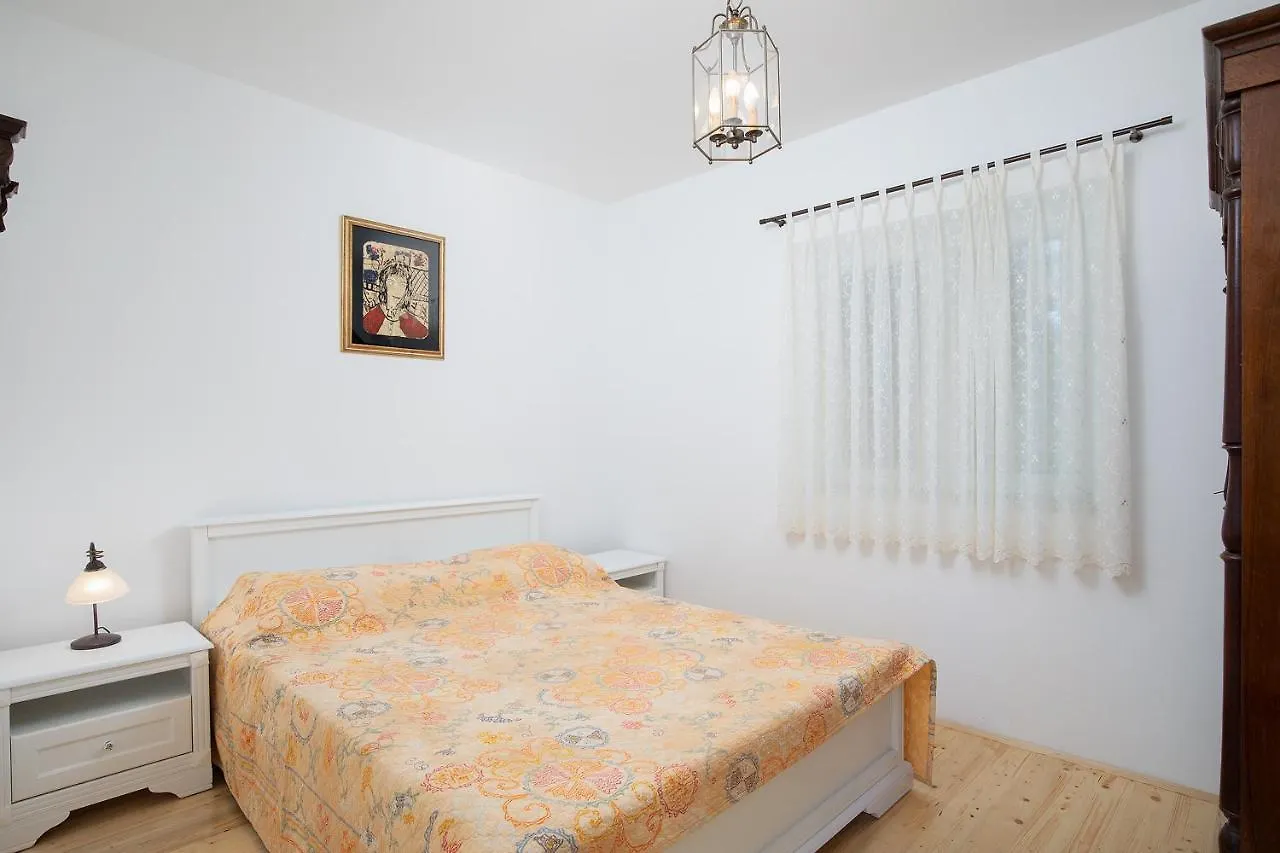 Holiday Home Marko Rebici 0*,